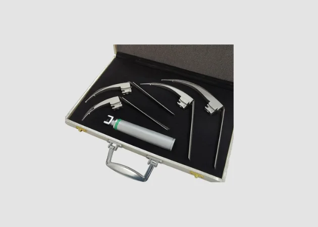 Versatile Conventional Curved Laryngoscope Set for Intubation